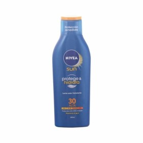 Lait solaire Spf 30 Nivea 8244 30 (400 ml) de Nivea, Filtres solaires - Réf : S0521150, Prix : 15,38 €, Remise : %