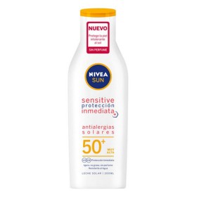 Protetor Anti-Alergias Solares Sensitive Nivea (200 ml) 50+ (200 ml) de Nivea, Filtros solares - Ref: S0566808, Preço: 13,44 ...