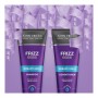 Champú Rizos Definidos Frizz Ease John Frieda (250 ml) de John Frieda, Champús - Ref: S0578878, Precio: 11,37 €, Descuento: %