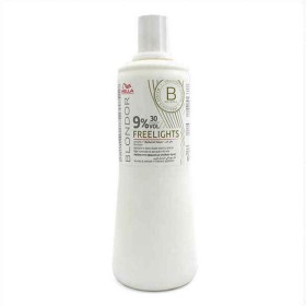 Crema Schiarente Blondor Freelight Wella 30 vol 9 % (1L) di Wella, Acqua ossigenata per capelli - Rif: S4243589, Prezzo: 12,0...