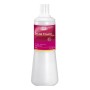 Teinture permanente Color Touch Plus Emulsion 13 Vol 4% Wella 4% / 13 VOL (1000 ML) de Wella, Coloration permanente - Réf : S...