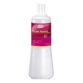 Permanent Dye Color Touch Plus Emulsion 13 Vol 4% Wella 4% / 13 VOL (1000 ML) by Wella, Permanent Colour - Ref: S4246511, Pri...