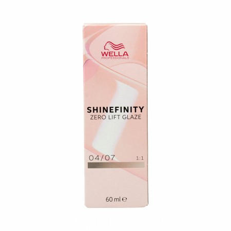 Tintura Permanente Wella Shinefinity Nº 04/07 (60 ml) di Wella, Colore permanente - Rif: S4259070, Prezzo: 13,55 €, Sconto: %