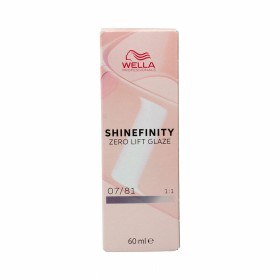 Coloration Permanente Wella Shinefinity Nº 07/81 (60 ml) de Wella, Coloration permanente - Réf : S4259085, Prix : 8,45 €, Rem...