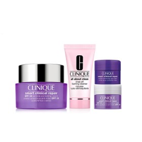 Cosmetic Set Clinique SMART CLINICAL 4 Pieces by Clinique, Gift Sets - Ref: S05125016, Price: 66,13 €, Discount: %