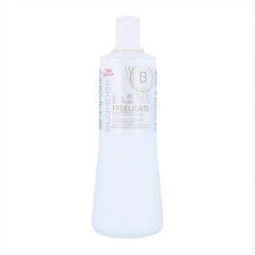 Crema Schiarente Blondor Freelight Wella Blondor Freelight 6% 20 vol 1 L (1L) di Wella, Acqua ossigenata per capelli - Rif: S...