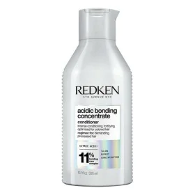 Champô Redken Acidic Bonding Concentrate 300 ml de Redken, Champôs - Ref: S4510644, Preço: 26,10 €, Desconto: %