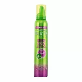 Schaum für lockiges Haar Garnier FRUCTIS 200 ml von Garnier, Schaum - Ref: S0532512, Preis: 6,41 €, Rabatt: %