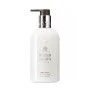 Loción Corporal Molton Brown Neon Amber 300 ml | Epamu | Beauty Shop - Parfums, Make-up & Essentials Epamu.eu