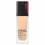 Fluid Makeup Basis Shiseido Synchro Skin Self Refreshing Nº 220 Linen 30 ml | Epamu | Beauty Shop - Parfums, Make-up & Essentials Epamu.eu