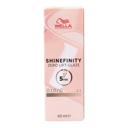 Dauerfärbung Wella Shinefinity Color Nº 010/0 60 ml | Epamu.eu | Beauty Shop - Parfums, Make-up & Essentials Epamu.eu