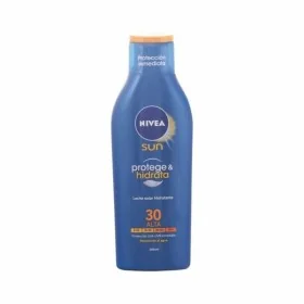 Crema Solare Spf 30 Nivea 8244 30 (400 ml) di Nivea, Filtri solari - Rif: S0521150, Prezzo: 15,38 €, Sconto: %