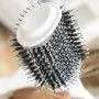 Ionic Dryer and Volumising Brush Volumio InnovaGoods White Grey 1000 W | Epamu | Beauty Shop - Parfums, Make-up & Essentials Epamu.eu